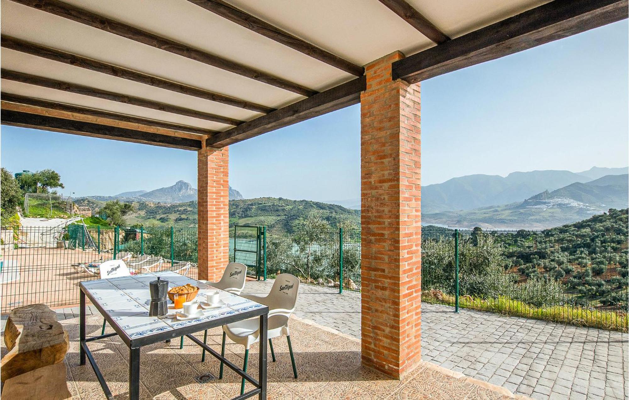 Gorgeous Home In Algodonales With Kitchen Exteriör bild
