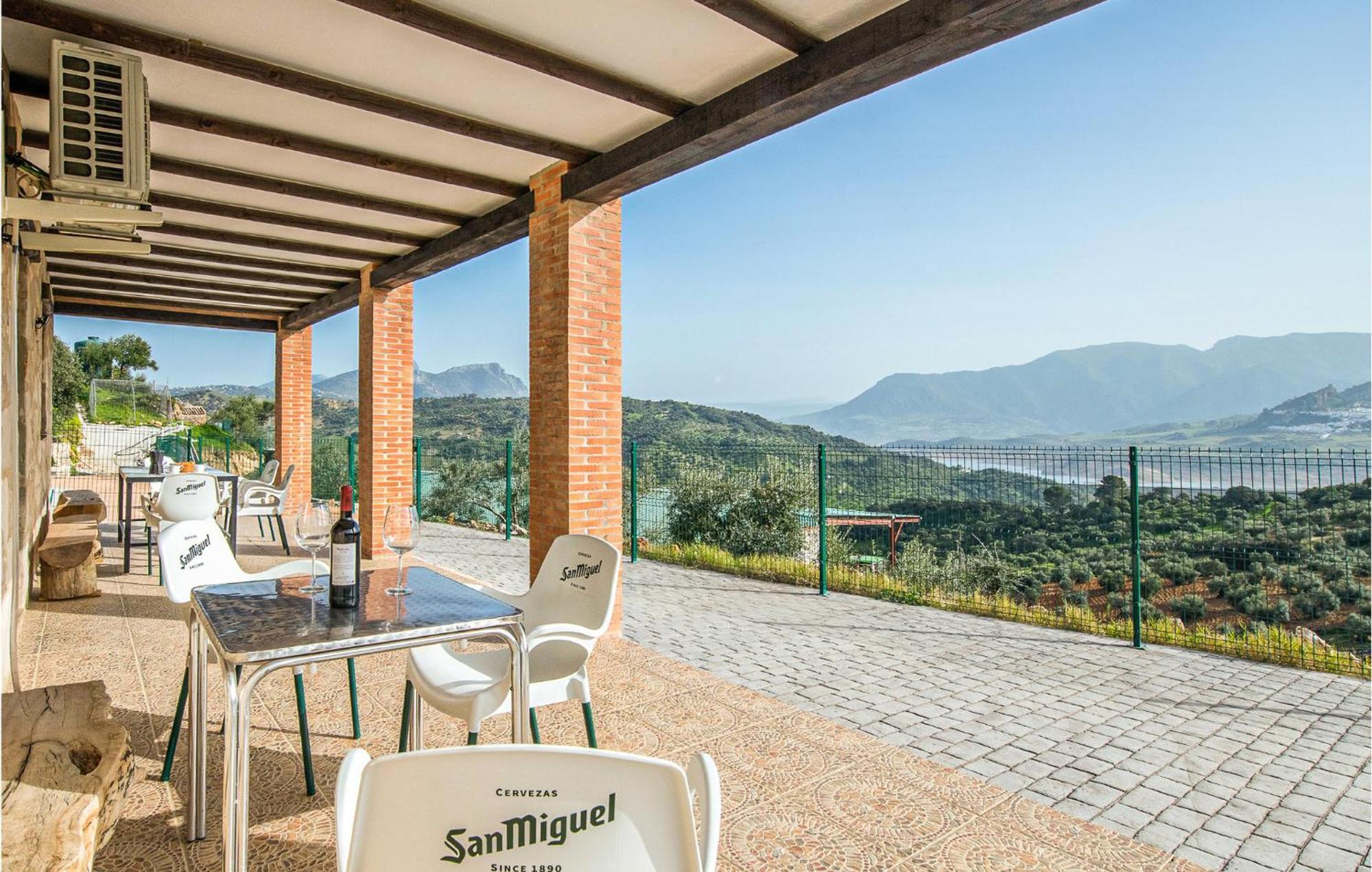 Gorgeous Home In Algodonales With Kitchen Exteriör bild