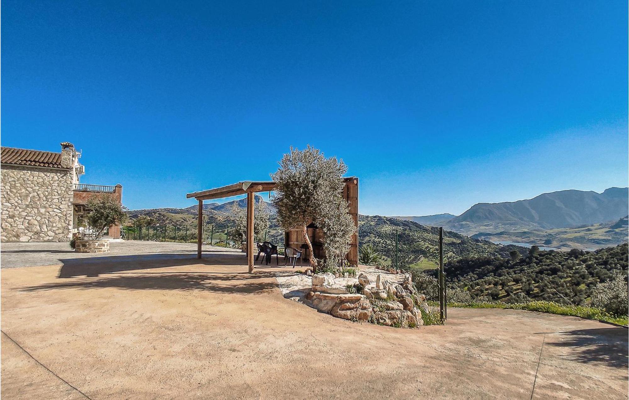 Gorgeous Home In Algodonales With Kitchen Exteriör bild